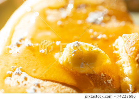 Pancakes served on a plate Pancakes served on a plate 74222696