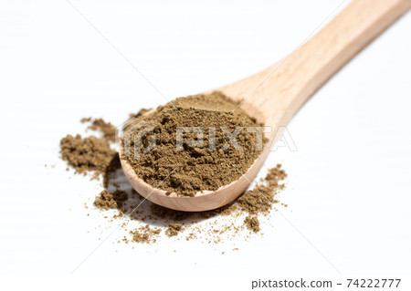 Garam masala, spices for Indian curry: cinnamon, cloves, nutmeg 74222777