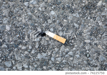 煙頭 煙頭 74225750