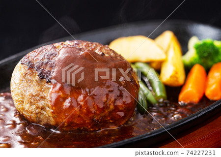 Hamburger demiglace hamburger hamburger steak Hamburger demiglace hamburger hamburger steak 74227231