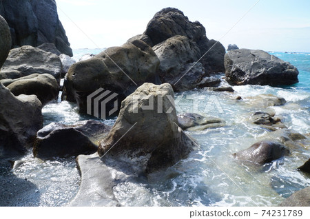 在新島海岸媽媽 74231789