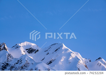 Kamikochi, Matsumoto City, Nagano Prefecture, Mt. Hotaka, scenic spots, mountains, rivers, Azusa River, Japanese Alps, mountains, Chubu Mountain National Park, Spring 74232284