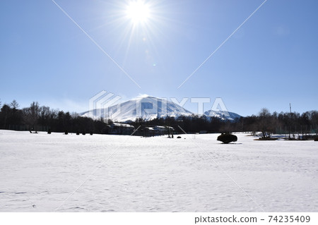 雪域和淺間山 雪域和淺間山 74235409
