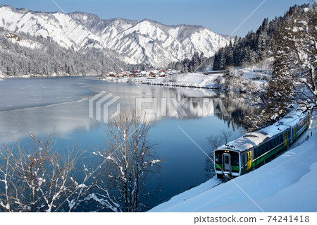 Tadami River and Tadami Line in winter 74241418