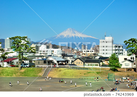 Scenery of Mt. Fuji and Shizuoka City 74243969