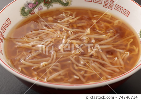 Bean sprout ramen 74246714