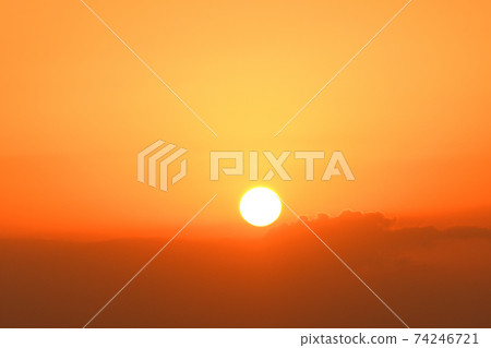 Sunrise over sunrise 74246721