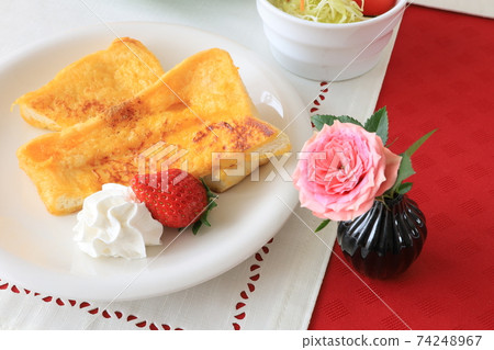 French toast	 74248967