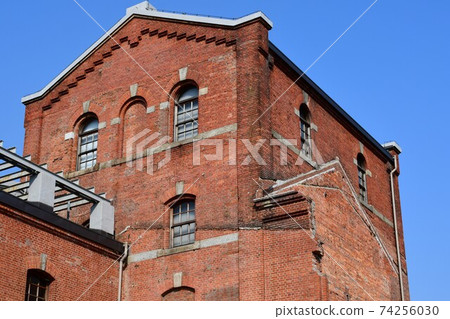 Handa red block building in winter 74256030