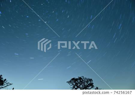 Starry sky from the summit of Mt. Nishikuma (north) 74256167