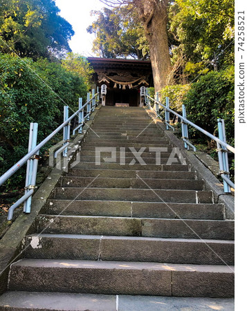 Visit Yokosuka Hashirimizu Shrine 74258521