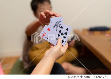 3代幸福的家庭撲克牌 3代幸福的家庭撲克牌 74263739