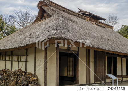 Thatched roof old folk house, local forest, folk house, old folk house Thatched roof old folk house, local forest, folk house, old folk house 74265386