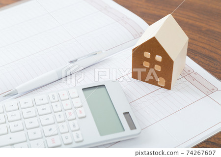 Household management image Household management image 74267607
