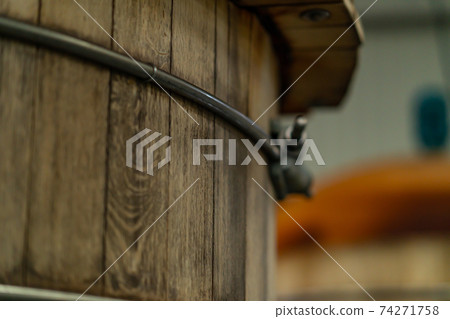 Fermented tub, mixed whiskey, barrel, aging warehouse, warehouse, aging, antique, liquor, luxury item, alcohol 74271758