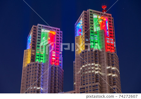 東京奧運會,東京都政府大樓,夜彩虹色,夜景,摩天大樓,結構,鋼框架,混凝土 東京奧運會,東京都政府大樓,夜彩虹色,夜景,摩天大樓,結構,鋼框架,混凝土 74272607