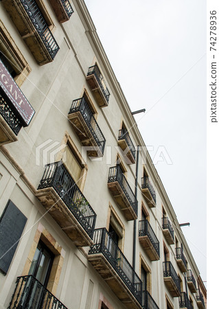 Cityscape of Tarragona, a suburb of Barcelona, Spain Light brown wall building Cityscape of Tarragona, a suburb of Barcelona, Spain Light brown wall building 74278936