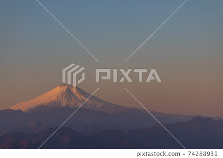 津巴山頂的富士山日出 津巴山頂的富士山日出 74288931