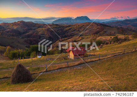 Beautiful autumn dawn scenery near Holbav village, Transylvania, Romania 74296187