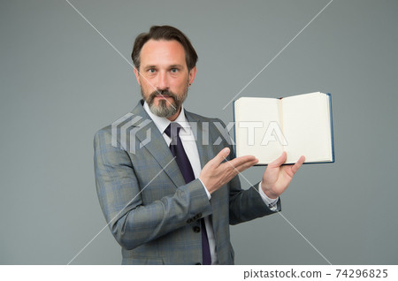 accountant presenting accounting records. copy space accountant presenting accounting records. copy space 74296825