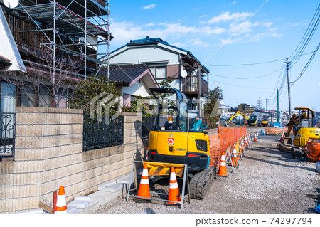 居民區道路擴建工程 居民區道路擴建工程 74297794