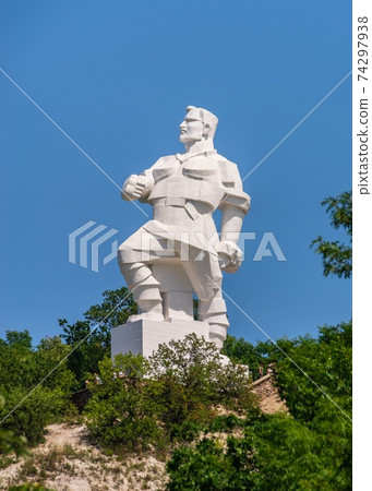 Monument to Artem over the Svyatogorsk Lavra in Ukraine 74297938