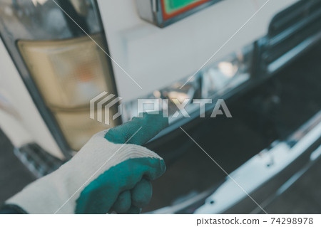 Truck headlamp inspection Truck headlamp inspection 74298978