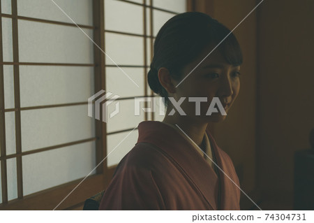 女生 女孩 女性 74304731