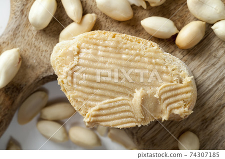 peanuts are used in the paste 74307185
