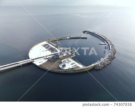 Aerial view of the snow scene of Kunnui Fishing Port in Oshamambe Town, Hokkaido in winter Aerial view of the snow scene of Kunnui Fishing Port in Oshamambe Town, Hokkaido in winter 74307838