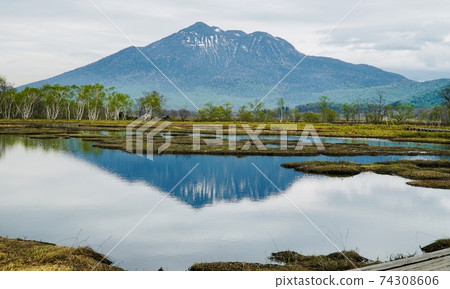 Superb view upside down Hiuchigatake 74308606