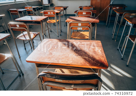 學校教室 學校教室 74310972