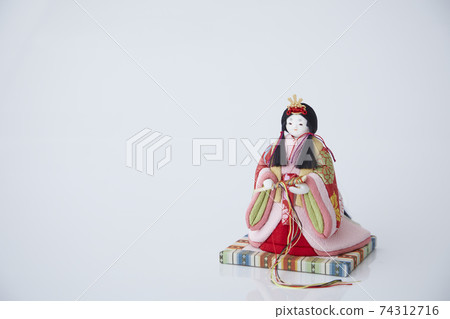 可愛的小娃娃 可愛的小娃娃 74312716