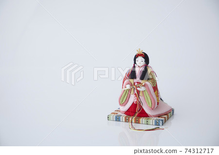 可愛的小娃娃 可愛的小娃娃 74312717