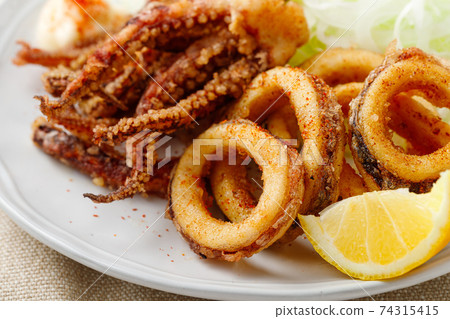 Deep-fried Japanese flying squid Deep-fried Japanese flying squid 74315415