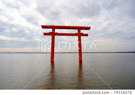 鹿島神宮西一野鳥居（茨城縣鹿島市） 74316878
