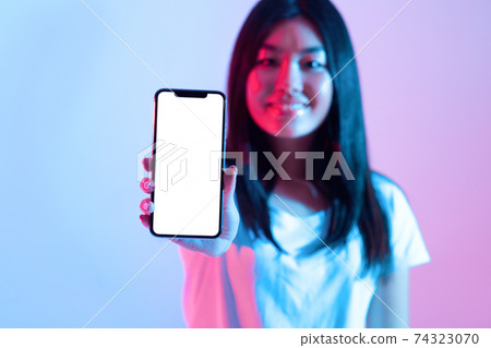 Great offer, sales message, modern app and ads 74323070