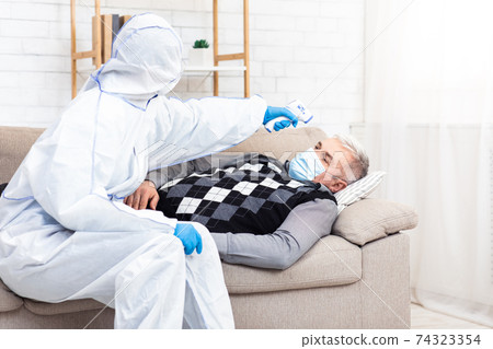 Urgent help to old man during COVID-19 epidemic Urgent help to old man during COVID-19 epidemic 74323354