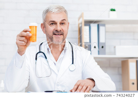 Drug treatment, prescription and doctors suggestion online 74324027
