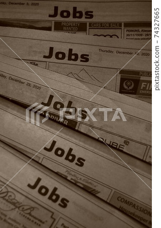 工作機會英文報紙 照片素材 圖片 圖庫