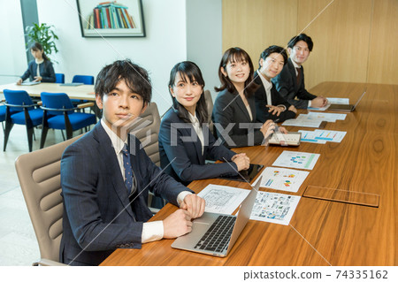  Business image 74335162