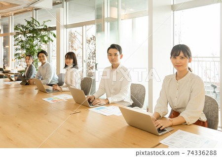 Conference image 74336288