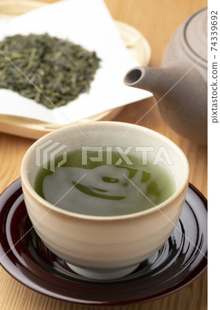 溫暖的綠茶 74339692
