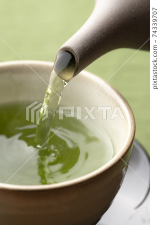 Brewing Japanese tea Brewing Japanese tea 74339707