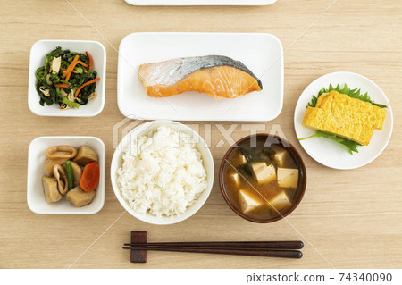 Japanese food 74340090