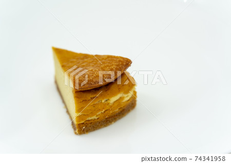 [Dessert] Baked cheesecake 74341958