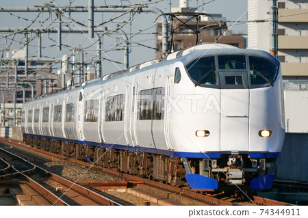Series 281 Limited Express Haruka Series 281 Limited Express Haruka 74344911