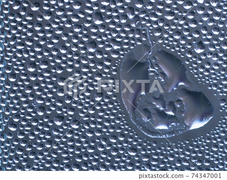 Condensation close-up Condensation close-up 74347001