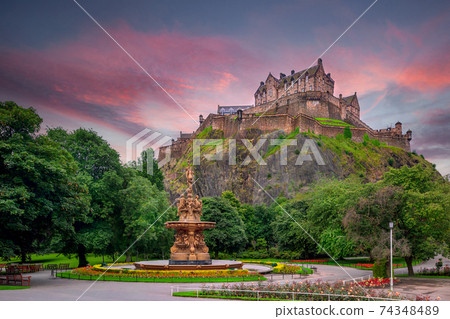 view on Edinburgh Castle from Princes Street Gardens, Scotland, United Kingdom 74348489