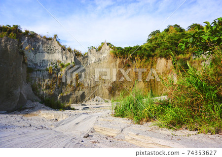 菲律賓呂宋島桑巴萊斯皮納圖博山 菲律賓呂宋島桑巴萊斯皮納圖博山 74353627